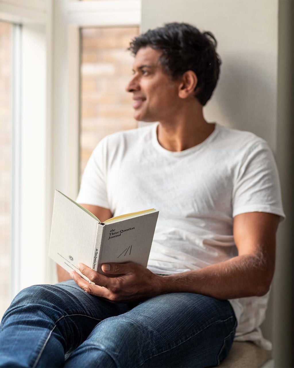The Three Question Journal - Linen Intelligent Change