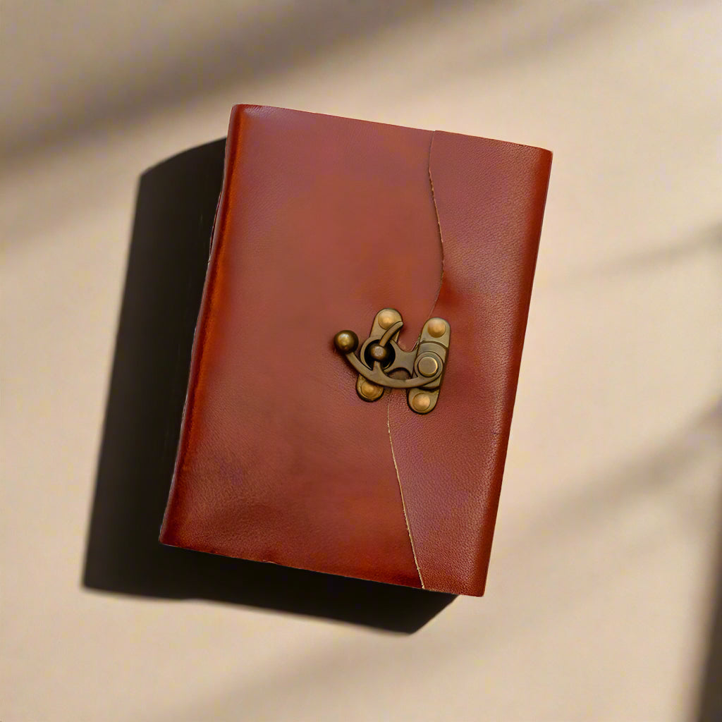 Latch Handmade Leather Journal Soothi