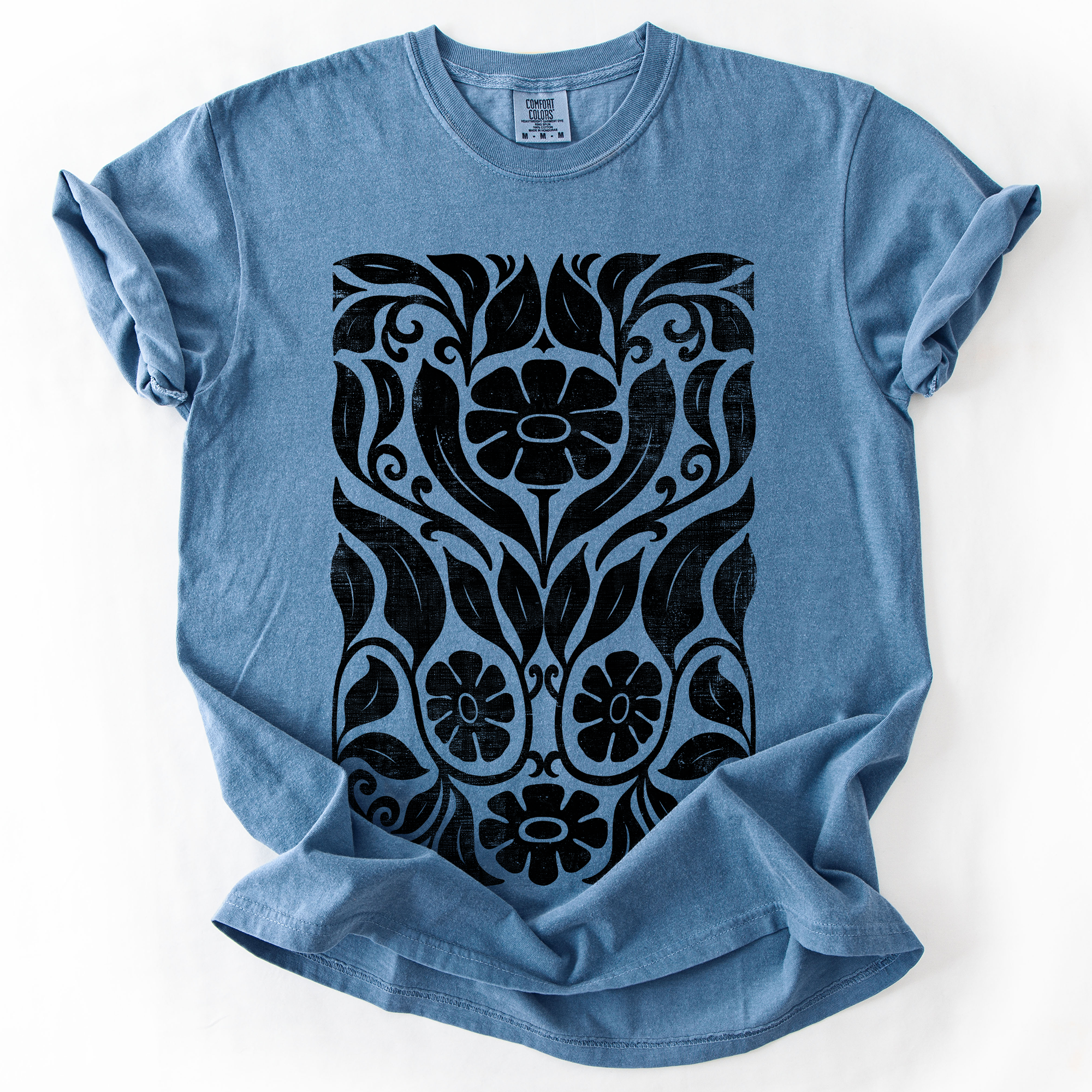 Big Bloom Daisy Flower, Vintage Boho, Nature, Comfort Colors T-Shirt Refinery No. 1