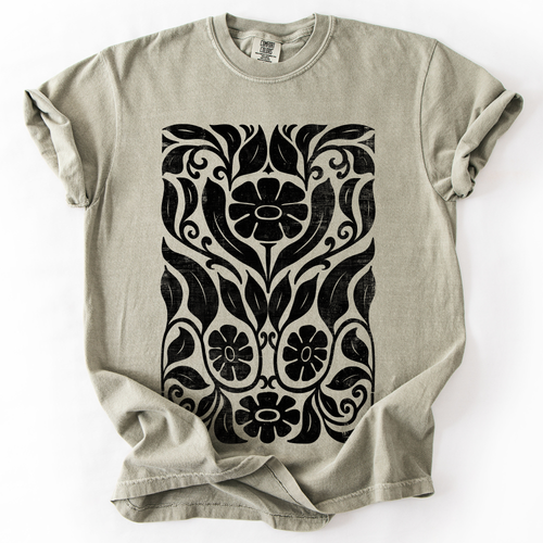 Big Bloom Daisy Flower, Vintage Boho, Nature, Comfort Colors T-Shirt Refinery No. 1