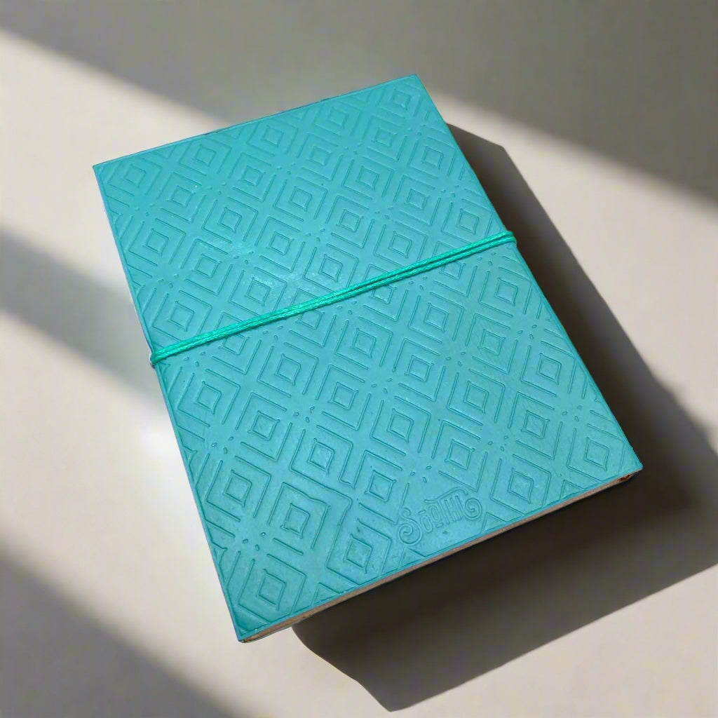 Plain Cover Leather Journal with Lined Pages Soothi