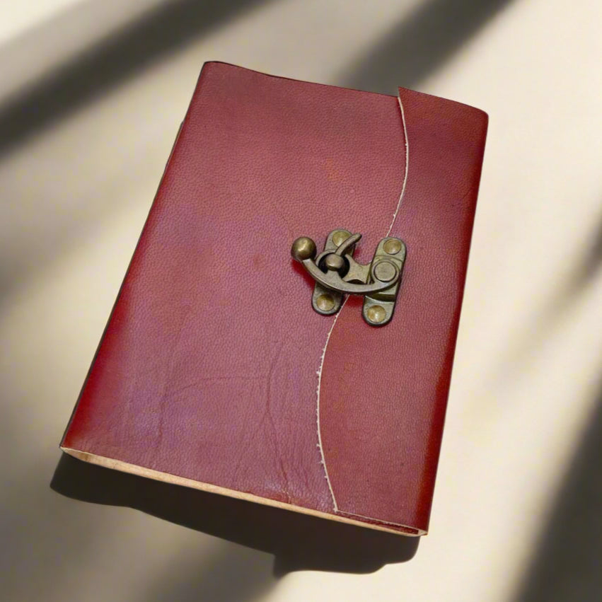 Latch Handmade Leather Journal Soothi