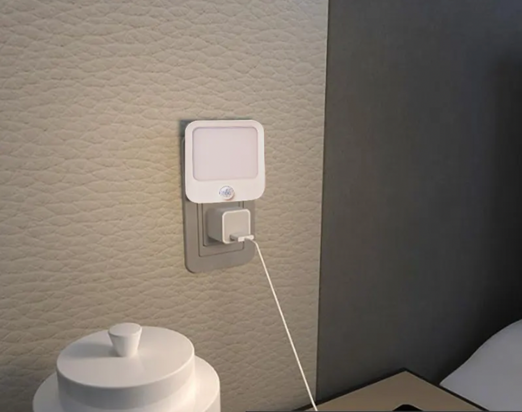 Nightlight - Motion Sensing Red Circadian Friendly DreamWalkerz