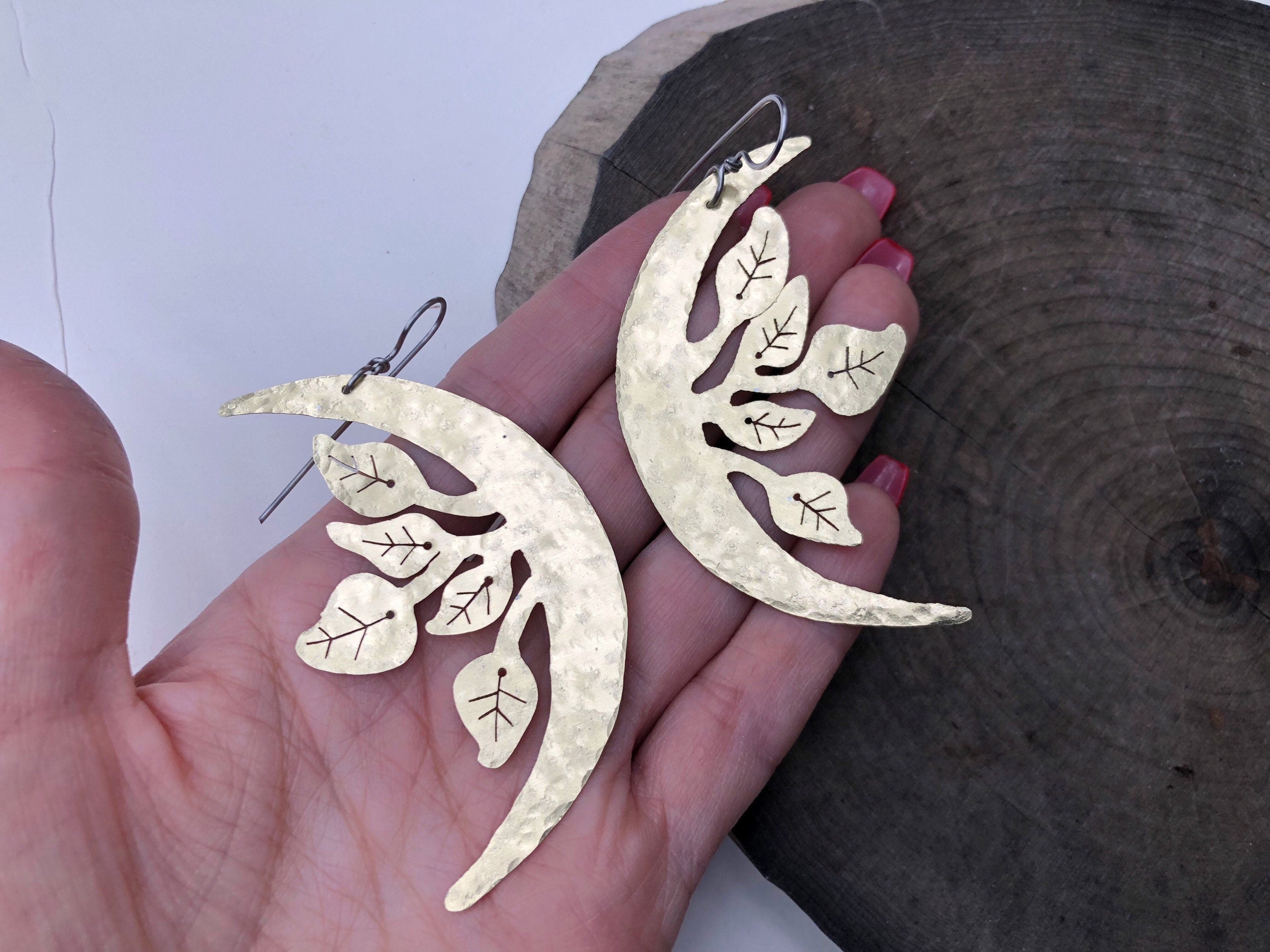 crescent moon and leaf earrings, Luna garden earrings Adriana Soto Joyeria