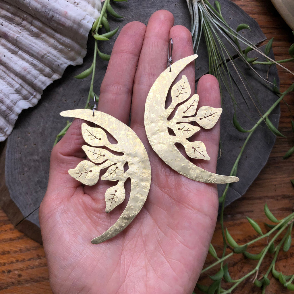 crescent moon and leaf earrings, Luna garden earrings Adriana Soto Joyeria