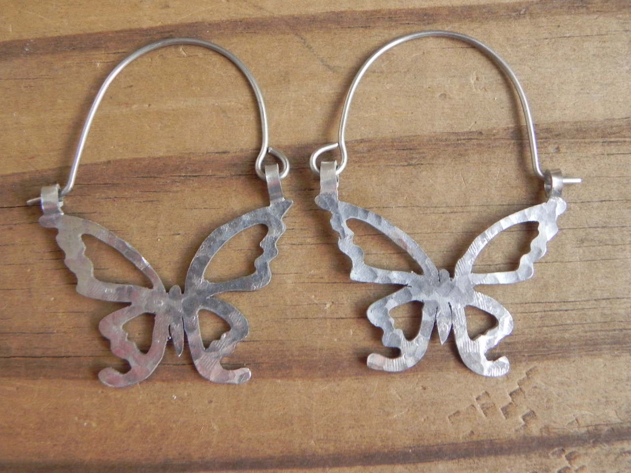 Handmade Butterfly Hoop Earrings: Aluminum Cutout Design Adriana Soto Joyeria