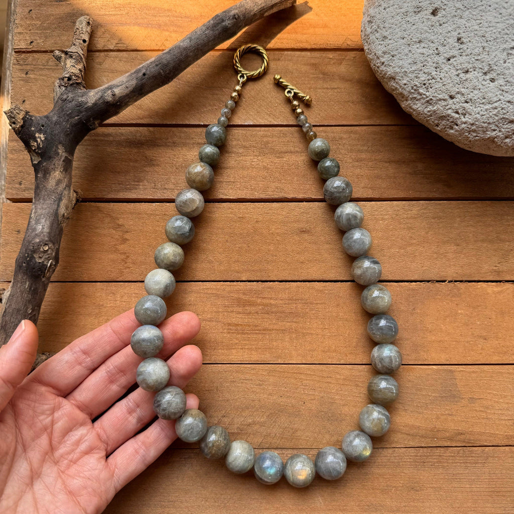 Labradorite necklace, chunky grey gemstone necklace Adriana Soto Joyeria