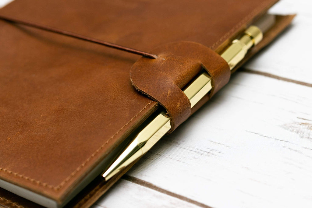 Soothi A5 Refillable Leather Traveler's Journal - Classic Design with Pockets, Pen Slot & Tree-Free Paper Soothi